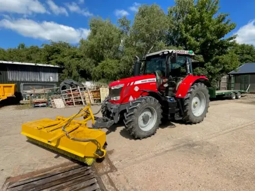 Click Here To Enlarge This Photo Of Hydraulic Brush